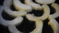 Быстро и очень вкусно. Рекомендую попробовать. Закуска из кабачка.