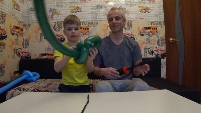 Шпага из шарика. Как легко и просто сделать шпагу меч саблю из шаров для моделирования.