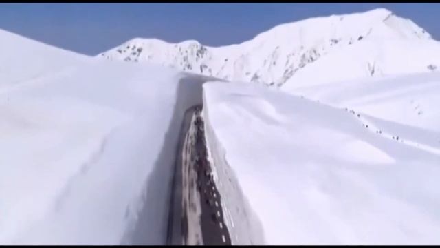 "КРЫША ЯПОНИИ" - САМАЯ СНЕЖНАЯ ДОРОГА В МИРЕ!