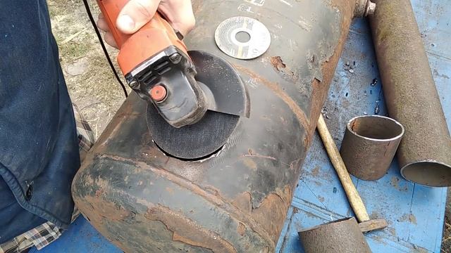 Как выпилить круглое отверстие БОЛГАРКОЙ