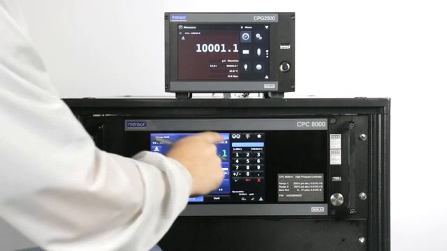 How to purge and calibrate a hydraulic pressure system with a CPC8000-H