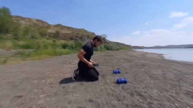 Отжимания с отягощением