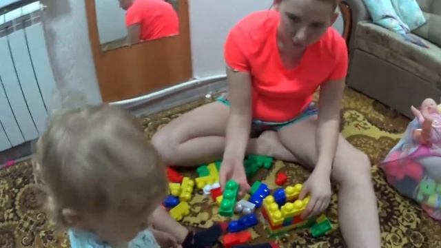 Хохотушки построили ЭЙФЕЛЕВУ башню
