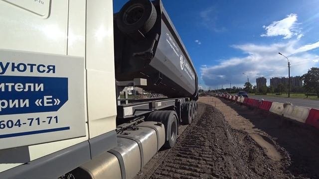 ништяки в кабину Daf Xf 105.460  выгрузка в ангаре