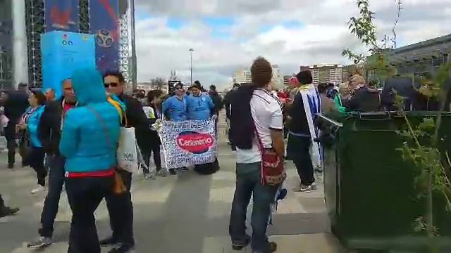Болельщики идут на матч Египет-Уругвай