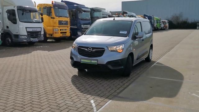 Kleyn Vans - OPEL COMBO 1.5 2019 150,425 km