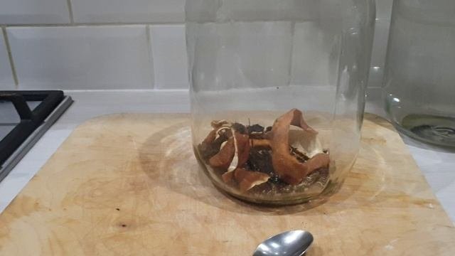 Самогонная настойка, По вкусу не уступающая магазинному ВИСКАРЮ