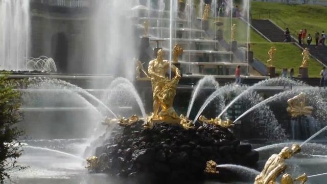 Фонтан Самсон  Нижний Парк  Петергоф