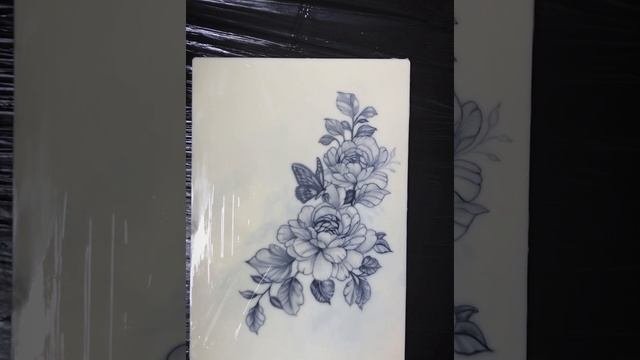 сделали татуировку на искуственной кожи