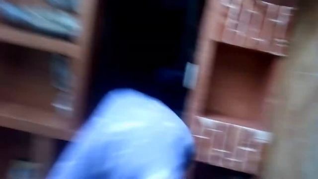 Витя будет Вову в школу.