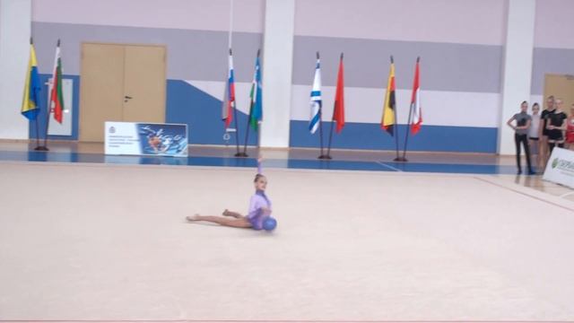 Ваганова Саша мяч 3 марта 2012.m2ts