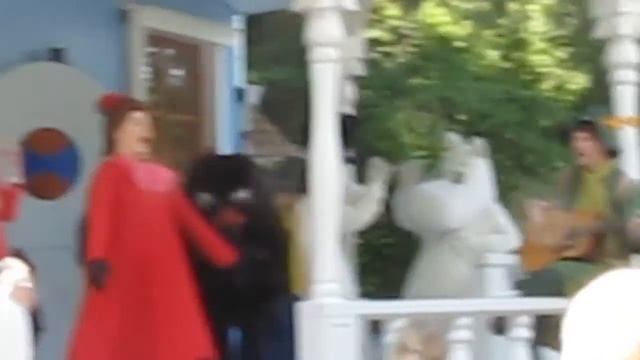 [Moominworld] Moomin cast sing-along