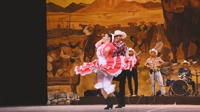 ЧИХУАХУА - Конкурс польки Риты Кобос 2021 #upskirt#костюмированный #латино #танец