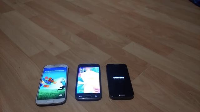 Телефоны которые я нашел в помойках:Phones that I found in the trash.