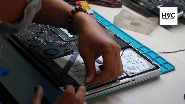 Hướng dẫn thay màn hình Macbook Pro 13 inch 2009 2010 2011 2012 Model A1278.