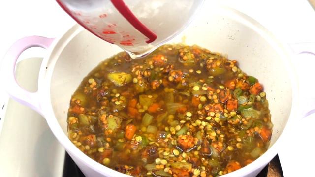 EASY MOROCCAN LENTIL SOUP RECIPE | HEALTHY VEGAN DINNER IDEA