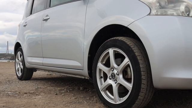 Свежий привоз ПОПУЛЯРНЫХ АВТОМОБИЛЕЙ  ИЗ ЯПОНИИ. Топовый минивэн и самый доступный кроссовер.
