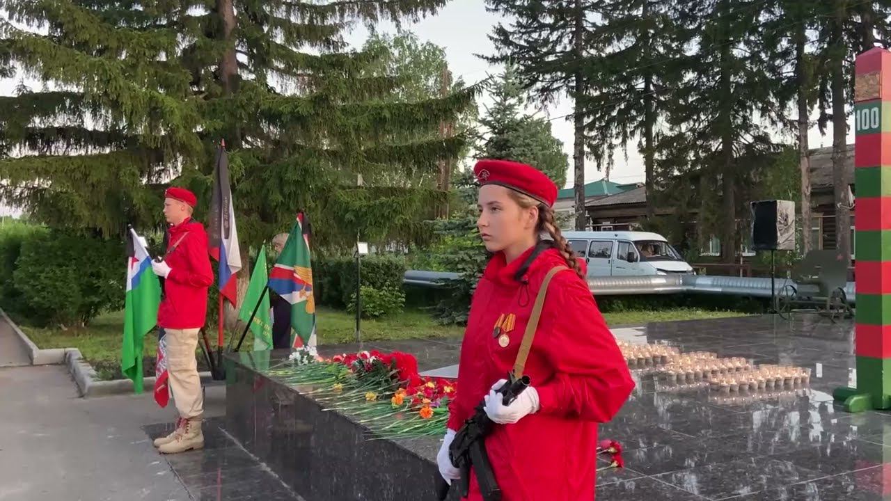 "От мала до велика": Таличане приняли участие в акции "Свеча памяти"