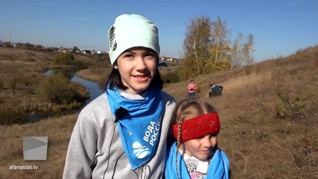 Посадка  деревьев с  ОКС на  склонах  реки.