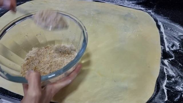 Sadece 2 kunde ile asanliqla  Bir list  Paxlava hazirlayin /Rahat hazirlanan Tenbel Paxlavasi