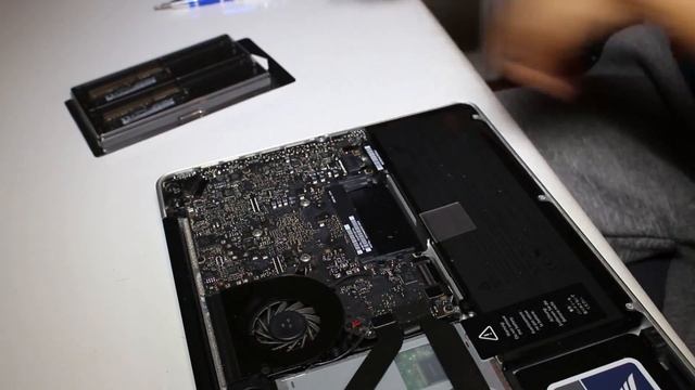 Watch an 8 year old upgrade RAM on a MacBook Pro