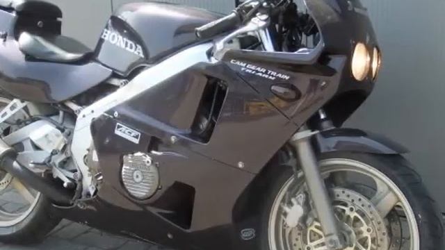 Honda  CBR 400 RR