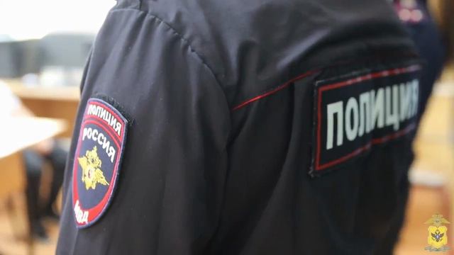 В Херсонской области полицейские провели Урок мужества для учеников Червонской школы