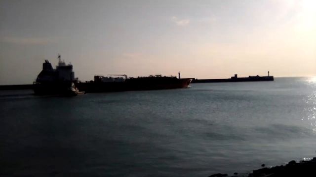 Вечерний Гавр ? ⛴, прогулка вдоль набережной, яхт ⛵⚓ клуба. Поужинать с видом на океан на закат ? ?
