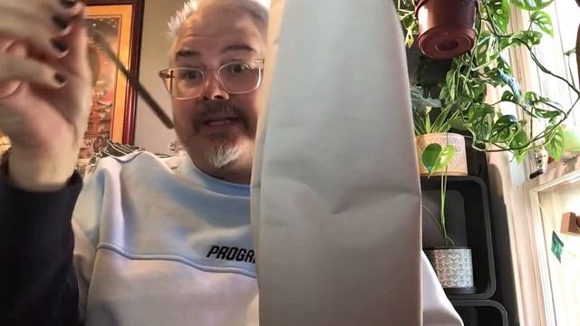 Unboxing an Alocasia Silver Dragon from Steve’s Leaves 10/13/21