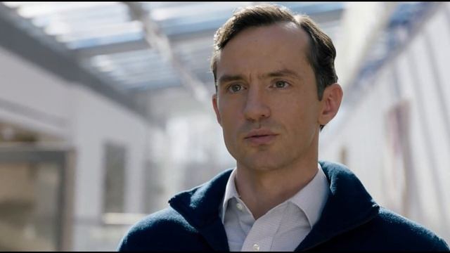 "Не нужно вылизывать мой зад - становись умнее!" Сериал миллиарды.