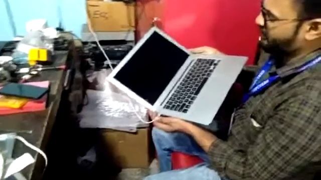 Fixed Dim Display In Macbook After Connected With Charger- Suraj Computers