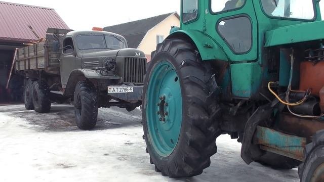 Как мы подготавливаемся к ремонту Т-40АМ. Перетаскиваем  ЛуАЗ-969 и Иж-2125 Комби на ЗиЛ-157!!!