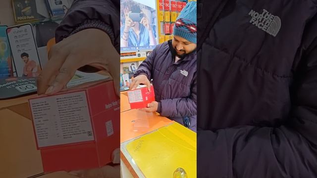 @RedmiIndiaOfficial Redmi 13 pro plus unboxing best camera 200 ois ever