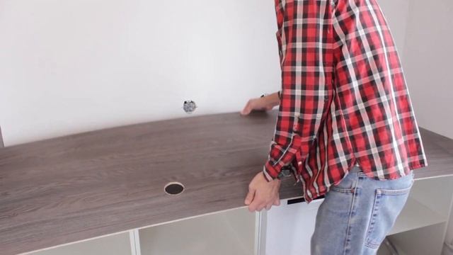 Качественная кухня дёшево и легко! Установка столешницы и стеновой панели #2