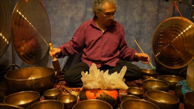 Crystal Chakra Meditation with Antique Tibetan Singing Bowls
