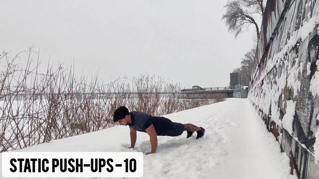 Мощный комплекс отжиманий на мышцы груди и рук. Тренировка со своим весом на силу.