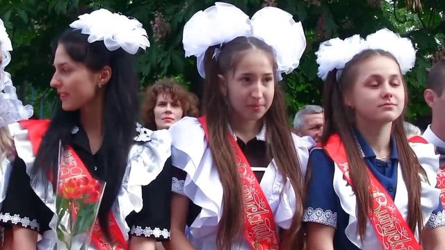 Пока мы молоды пока мы любимы...  Выпускной 2015.
