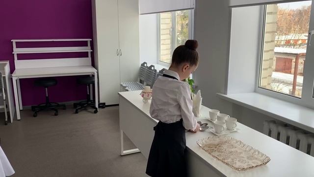 Ресторанный сервис. 1 место. Антонычева Таисия.mp4