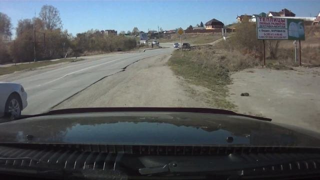 ДПС . Решили поболтать на проезжей  части дороги .