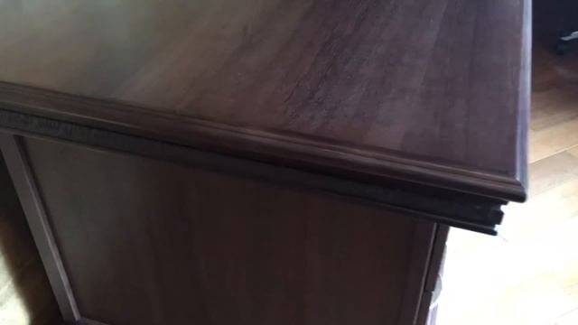 Письменный стол. Фанера. Ясень.