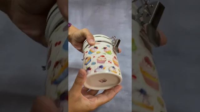 Банка керамическая с крышкой на защелке 0,75л 'Десерт'