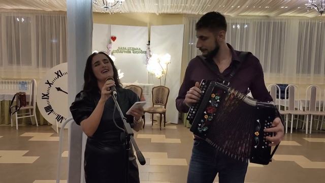 Фестиваль в Вологде ! Банкет после концерта Е.Корпусова и А. Симонов (А я сяду в кабриолет) экспром