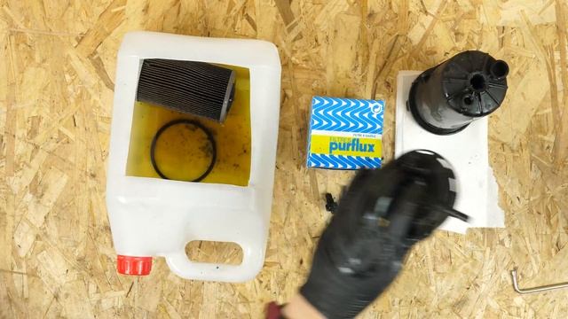 Changer le Filtre à Gasoil Trafic 2 1.9 dCi ⛽