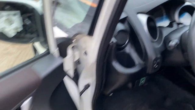 JMT-01457***2011 Honda Fit (L15A)