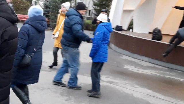 ЖДАТЬ УЖЕ НЕДОЛГО,СКОРО БУДЕ ЕЛКА