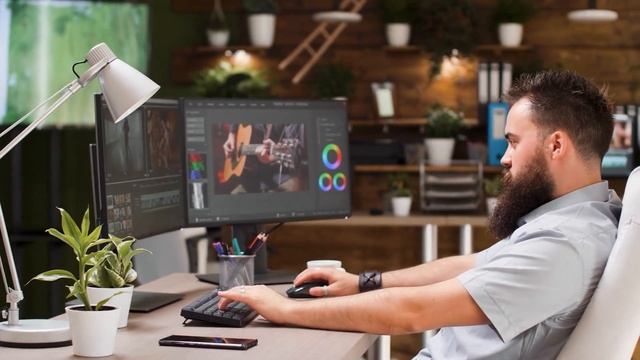 Как заказчик выбирает исполнителя на фрилансе? Где и как фрилансеру найти клиентов?