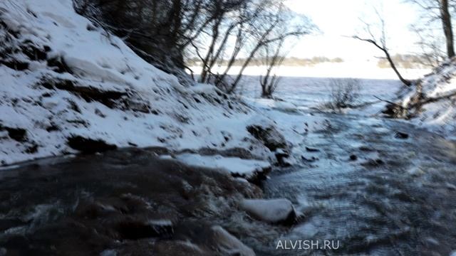 Горчаковский водопад в марте