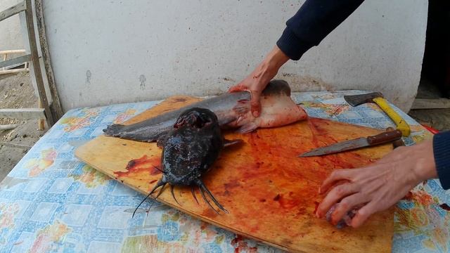 как почистить рыбу сом-How To Clean Catfish