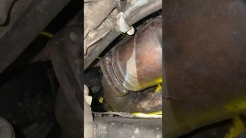 Flexschlauch Porsche Cayenne 955 erneuern Replace