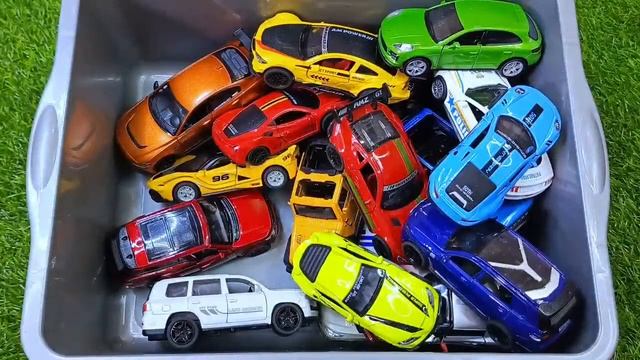 Box Full of Cars Supra mk5, Bmw, Suzuki Jimny, Kia, Mclaren, Range Rover, Toyota #101